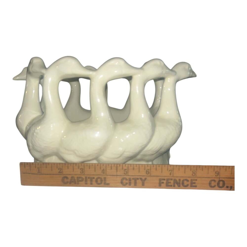 Holland Mold Vtg White Ceramic Gaggle of Geese Decorative Bowl Planter Centerpie - Picture 5 of 7